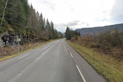Nye Veier ønsker å spare 80 millioner på å slippe trafikksikkerhetstiltak som autovern, grøfter og veilys når de oppgraderer fylkesvei 2522 i Øyer kommune. 