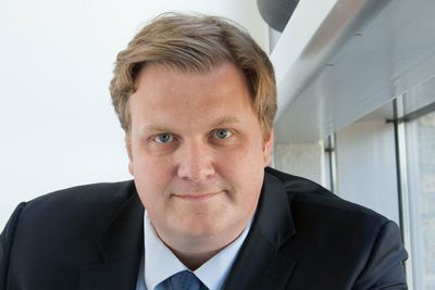 Administrerende direktør Lars Ryen Mill i Chilimobil kan tilby mobiltelefoni via fordelsprogrammet til Akademikerne.