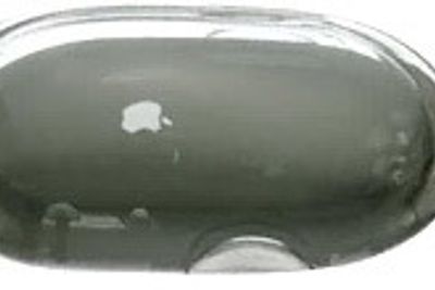 Apple Pro Mouse.