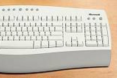 Mus og tastatur: Microsoft Wireless Desktop.