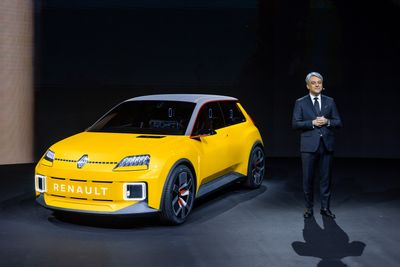 Renault-sjefen presenterte ny forretningsplan, og konseptbilen Renault 5.