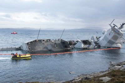 Fregatten KNM Helge Ingstad kolliderte med et tankskip i november 2018.