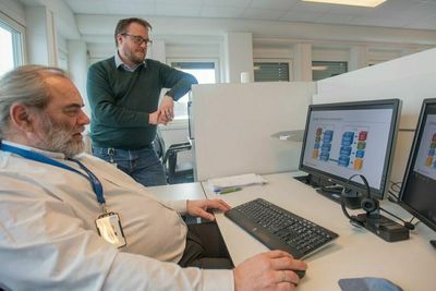 Dataingeniør Jan Haugdal har de siste tre årene jobbet på heltid med å planlegge Helseplattformen. På det meste har rundt 125 personer jobbet med anskaffelse og kravspesifikasjon. 1. april 2019 startet innføringsprosjektet. Illustrasjonsfoto.