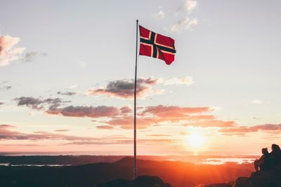 Fast trådløst bredbånd (FWA) trekkes fram som eksempel på en teknologi som kan åpne for mer konkurranse i det norske markedet.