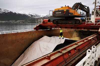 I Nordland kan det bli en del båttransport av asfalten.