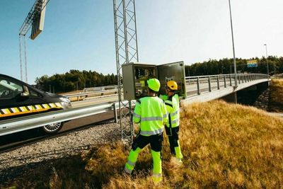 Fra før har Otera Traftec kontrakt med Risa for drift og vedlikehold av elektro- og automasjonstjenestene på strekningene E18 Arendal-Tvedestrand E18 Rugtvedt-Dørdal.