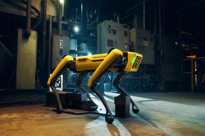 Robothunden Digidog fra Boston Dynamics har fått ny oppmerksomhet etter at den brukte overvåkingskameraer til å avdekke mulig fare i en antatt gisselsituasjon i New York.