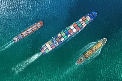 STOR ETTERSPØRSEL: DNV opplever stor etterspørsel etter EIAPP-sertifikater som dokumenterer at skipsmotorer tilfredsstiller nye, strengere utslippskravene fra FNs sjøfartsorganisasjon IMO.  