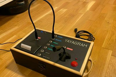 Yayagram, en «selvsnekret» enhet som kan gjøre det enklere for noen å bruke Telegram-tjenesten.