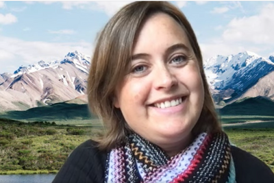 Kristine Ildahl Bjørnstad, daglig leder i Noa Ignite, drømmer om å ta med jobben til fjorder og fjell på Vestlandet. Foreløpig må hun nøye seg med filter i videokonferanseverktøyet.