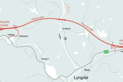 Strekningen E39 Lyngdal øst (Herdal)-Lyngdal vest (Røyskår) er om lag 11 kilometer lang.