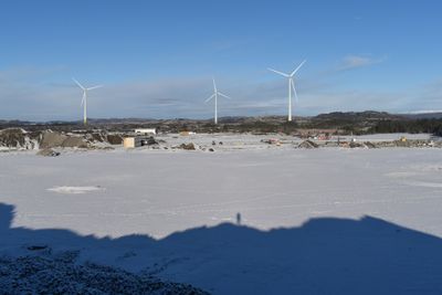 Det er snakk om tre vindturbiner på industriområdet i Haugaland næringspark. Disse må ha lysmerking, men ikke hele tiden.