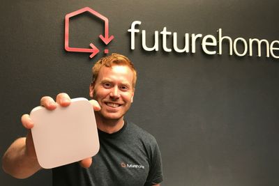 Erik Stokkeland, administrerende direktør i Futurehome. Selskapet har landet sin nest største avtale til nå.