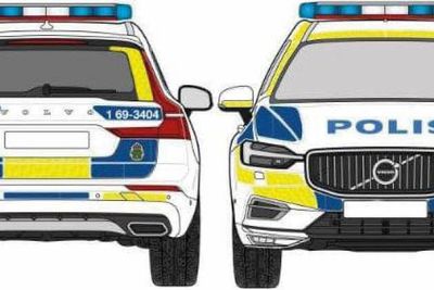 Volvos nye politibiler i Sverige skal umiddelbart kunne identifisere stjålne biler på veien, gjennom automatisk skiltlesning.