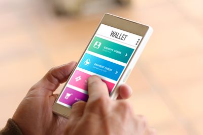 Om noen år skal de fleste av innbyggerne i de fleste europeisk land kunne bruke elektronisk ID og en nasjonal, digital lommebok på tvers av landegrensene i Europa.