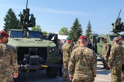 Den slovenske hæren er i ferd med å erstatte Humvee med JLTV, og med nye feltvogner får de fjernstyrte våpenstasjoner fra Kongsberg på kjøpet.