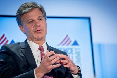 FBI-direktør Chris Wray under National Security Summit i 2017.