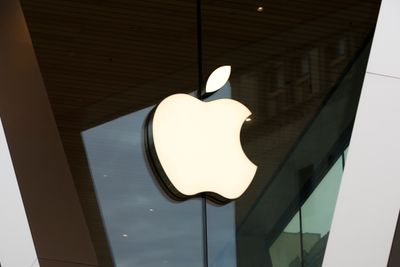 Apple er i konflikt med sine ansatte over hjemmekontor. 