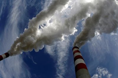 Kullkraftverket Belchatow Power Station er verdens mest forurensende kraftverk. I 2018 slapp kraftverket ut med CO2 enn hele Sveits. 