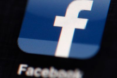 Facebook har stengt brukerkontoene til en rekke forskere som blant annet har jobbet med å avdekke hvordan politiske annonser styres mot spesifikke velgergrupper.