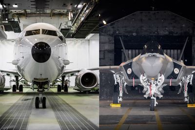 Fra januar 2022 blir det flyoperasjoner både med P-8A (t.v) og F-35A fra Evenes. De nye kampflyene overtar QRA-beredskapen, mens det nye maritime patruljeflyet starter med testing.