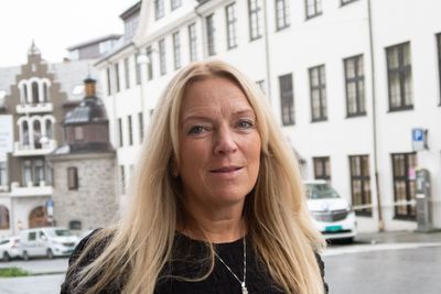 Konserndirektør for Tele i Lyse, Toril Nag, fotografert i Ålesund. Hun sier til Finansavisen at fiberkabelen blant annet vil gå via Setesdal til Oslo.