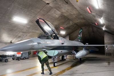 F-16 på beredskap i Bodø i november 2021, like før jagerflyet ble pensjonert i Luftforsvaret.