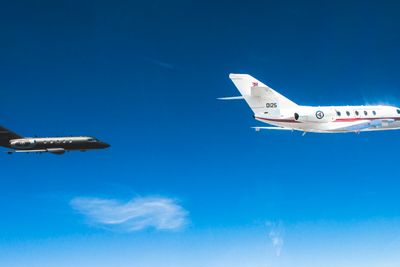 DA-20 Jet Falcon har begrenset tid igjen i Forsvaret. «Kongeflyet» 0125 ble faset ut for snart fire år siden, og «Munin» 053 fases ut i løpet av det kommende året sammen med søsterflyet 041 «Hugin».