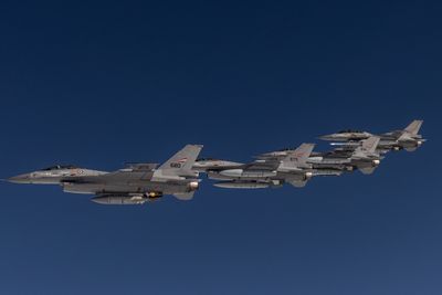 Dette bildet er fra da 331 skvadron i Bodø var i lufta i august for å dokumentere den siste tida med F-16 i Norge.