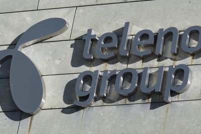 Telenor selger sine 51 prosent av aksjene i Myanmars største digitale betalingstjeneste, skriver finansavisen Nikkei Asia.