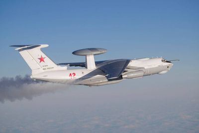 Beriev A-50 er russernes awacs. Dette bildet ble tatt 27. oktober 2021 fra et P-3 Orion som også var i samme område og identifiserte Mainstay-maskinen.