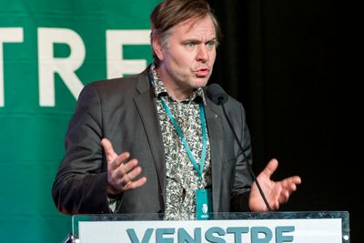 Alfred Bjørlo, her på Venstres landsmøte i 2019, foreslår at Stortinget ber regjeringen lage en plan for full dekning med gigabit-bredbånd.