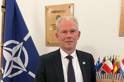 John-Mikal Størdal leder koordineringen av Nato-landenes arbeid innen vitenskal og teknologi.