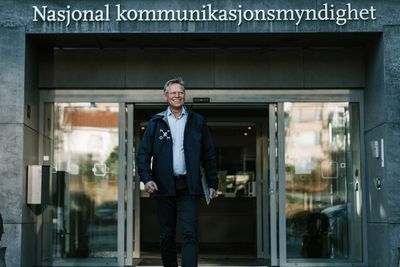 Direktør for Nasjonal kommunikasjonsmyndighet, Pål Wien Espen, oppfordrer bransjen om å gjennomføre gode, fredelige tiltak som viser at vi støtter opp om våre medmennesker i Ukraina.