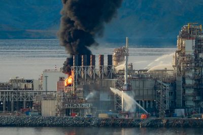 Brannen i produksjonsanleggene for LNG på Melkøya utenfor Hammerfest i 2020 viste hvor galt det kan gå – anlegget er fortsatt ute av drift. Nå vil NSO øke antall tilsyn hos bedrifter som ikke har gode nok rutiner for krisehåndtering.