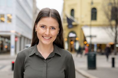 Den ferske lederen for Trondheims-kontoret, Ida Ryland, skal ukependle fra Oslo, men utelukker ikke at hun vil gjøre trønder av seg på sikt.