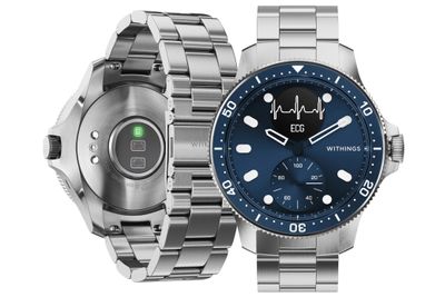 Withings Horizon ligner en Omega Seamaster, men sparer deg for mange penger sammenlignet med den.