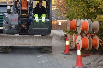 Gigabitfiber til alle vil koste staten minst ti milliarder kroner mer om målet er 95 prosent, viser ferske tall.