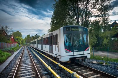 Sporveien skal anskaffe nye vogner til T-banens linjer i slo og til bruk på Fornebubanen. Eksisterende vognpark vil ikke dekke fremtidens behov.