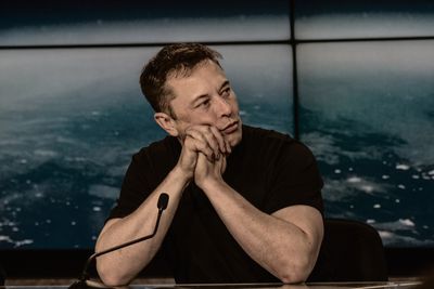 Elon Musk har meldt inn satellittsystemet via Norge, i tillegg til USA.