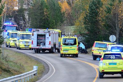 Fire av ti dødsulykker på norske bilveier skyldes at føreren ikke har overholdt trafikkreglene. 