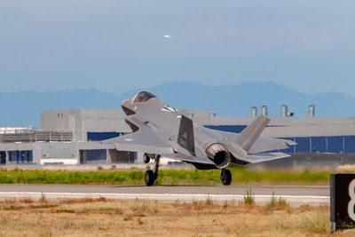 AM-11/5205 landet på Cameri 4. juli. Dette er det første norske F-35A-flyet som nå er inne til depotvedlikehold.