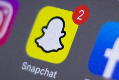 Snapchat og Whatsapp får bot for å ikke ha lagret dataene sine i russland.