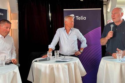 Kennet Nomeland i Forsvarsmateriell, Pål Wien Espen i Nasjonal kommunikasjonsmyndighet og Telia Norge-sjef Stein-Erik Vellan i samtale om 5G under Arendalsuka.