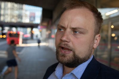 Kristjan Järvan (31) er Estlands minister for IT og entreprenørskap og yngste statsråd i regjeringen. Han har bakgrunn fra en rekke tech-startups, og en fortid som ansatt i norske Opera Software.