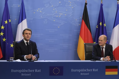 Frankrikes president Emmanuel Macron og Tysklands forbundskansler Olaf Scholz har havnet i en delikat gasstrid.