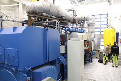 Wärstiläs W34-motor klargjøres for tester med ammoniakk og gass samt diesel. Testene skal etterlikne flere mulige driftsprofiler og belastninger som om den sto i et skip.