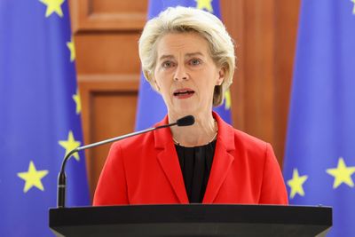 EU-kommisjonens president Ursula von der Leyen vil legge frem et detaljert forslag om prismekanisme for gass før energiministermøte 24. november.