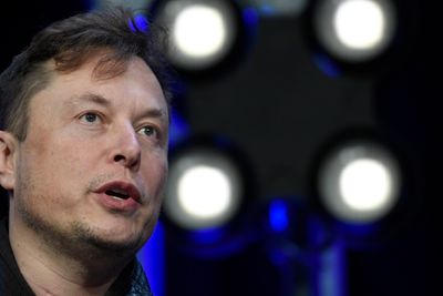 Twitter-eier Elon Musk sier at han og Apple har ryddet opp i «misforståelser» om Twitter-appens tilgjengelighet i nettbutikken App Store.