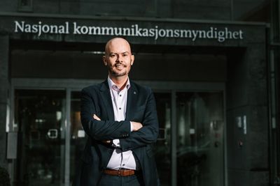 Nkom-direktør John-Eivind Velure sier at de vil følge opp det svenske salgsforbudet i Norge dersom det blir stående.
